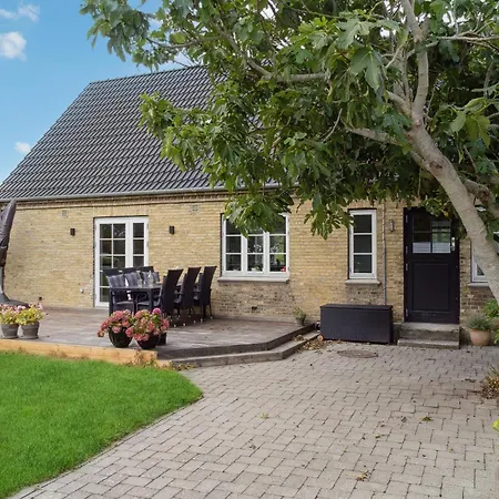 4 Bedroom Gorgeous In Samso